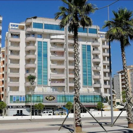 Pearl Seaview Apartment Вльора Екстер'єр фото