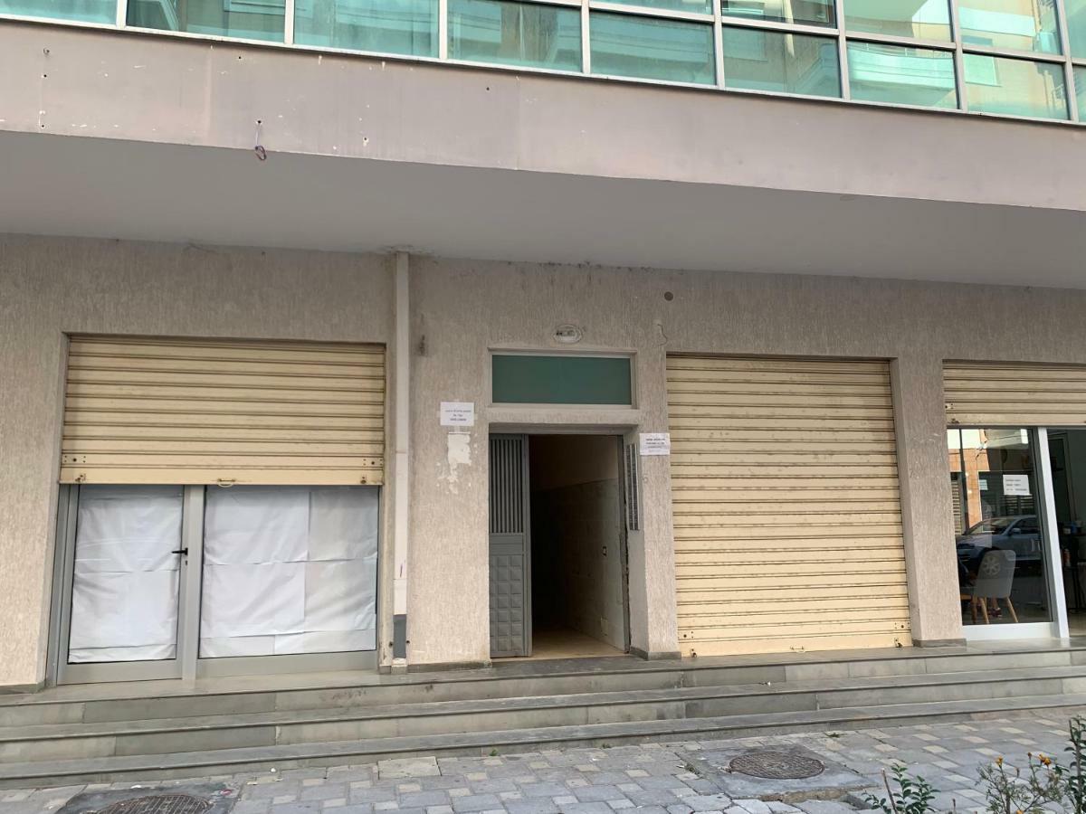 Pearl Seaview Apartment Вльора Екстер'єр фото